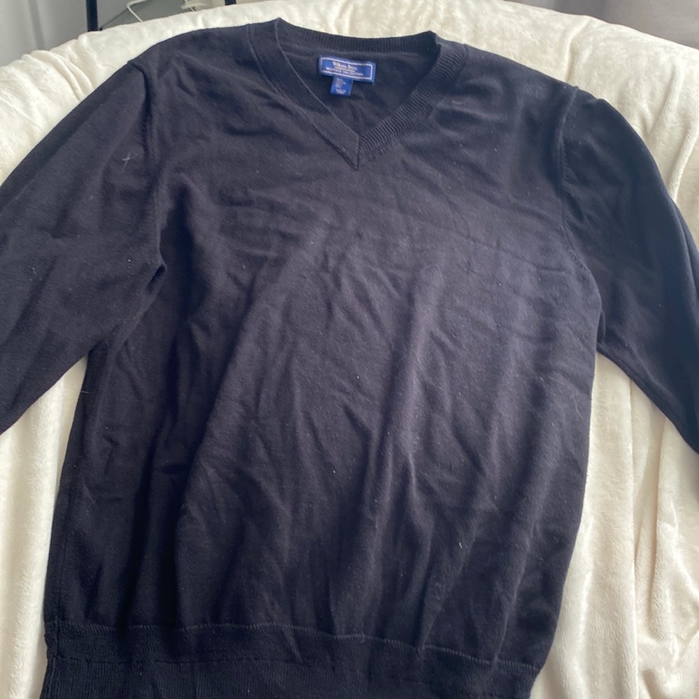 V neck sweater